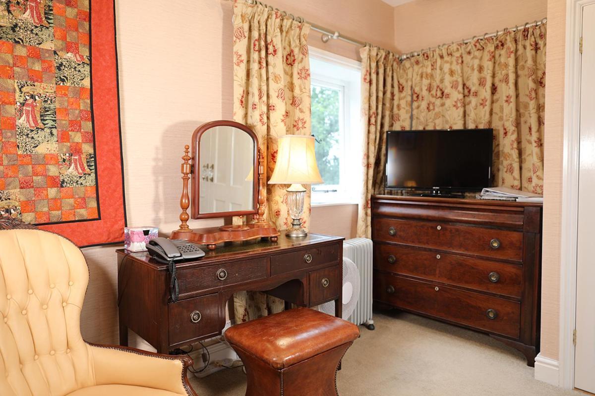 Carrick'S At Castle Farm Hotel Swanton Morley Bagian luar foto