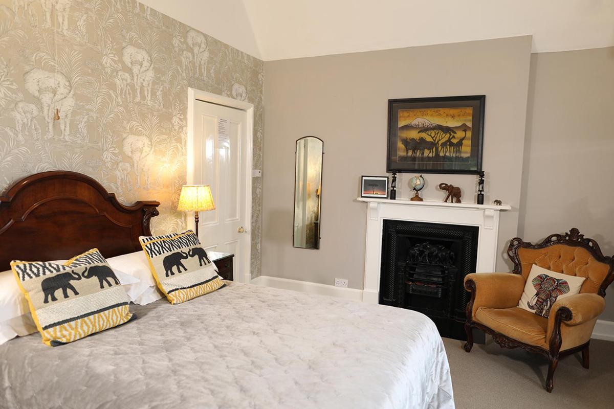 Carrick'S At Castle Farm Hotel Swanton Morley Bagian luar foto